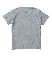 キラークイーンのTシャツ。(c)荒木飛呂彦＆LUCKY LAND COMMUNICATIONS／集英社