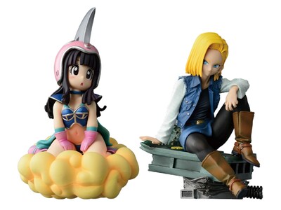 「ドラゴンボール SCultures 造形天下一武道会3 其ノ一」左が「チチ」、右が大会優勝作品の「人造人間18号」。(c)バードスタジオ/集英社・フジテレビ・東映アニメーション (c)2012 BANPRESTO CO., LTD. ALL RIGHTS RESERVED.