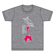 衿沢世衣子描き下ろしのTシャツ「ふくろう×ジャム」。