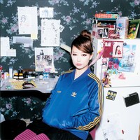 papyrus8月号に掲載されている、東村アキコのグラビア。写真＝藤田一浩