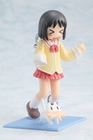 「トイズワークスコレクションよんてんご 日常 完全数量限定版」の東雲なの。(C)あらゐけいいち・角川書店／東雲研究所