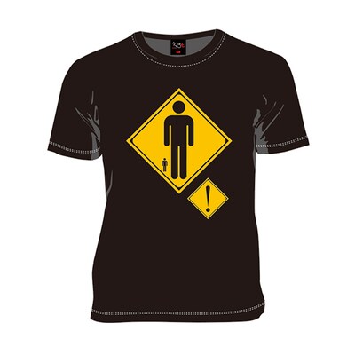 「『進撃の巨人』× 193t デザインTシャツ [注意]」フロントデザイン。(c)諫山創／講談社