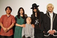 映画「不安の種」の完成披露上映会より。