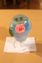 「新テニスの王子様」のデザート「跡部王国『スケスケだぜっ！』フラッペゼリー」(c)許斐 剛／集英社・NAS・新テニスの王子様プロジェクト