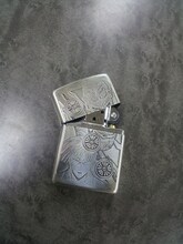 「アカギ」28巻の特装版に付くZIPPOのサンプル。