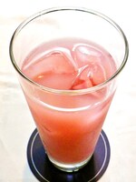 「押本ゆり レモン果汁×ブルーベリージュース×ヨーグルト」450円（Drink Set可）(C)ルーツ / Piyo / アース・スター エンターテイメント / 亀井戸高校テニス部