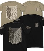 「調査兵団Tシャツ」は3045円。(c)諫山創・講談社／「進撃の巨人」製作委員会