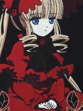 「真紅 刺繍ワークシャツ」（C）PEACH-PIT・集英社／ローゼンメイデン製作委員会