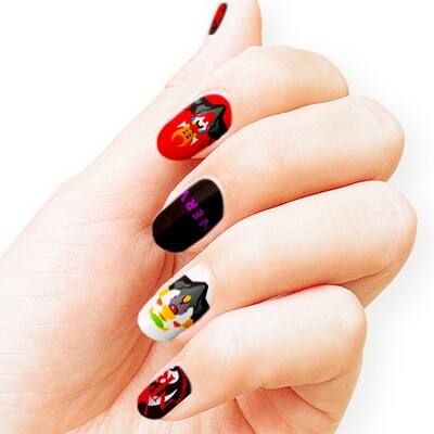 「EVA CoordiNail by VlliVlli H-Type（NERV）」の装着イメージ。(c)khara