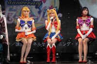 製作発表会見でのトークの様子。