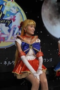会見後、コミックナタリーの取材に応じたセーラーヴィーナス役の坂田しおり。