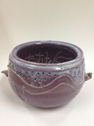 内田彩が製作した壺。