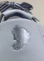 シトワイヤン（ネイビー）にプリントされたアンドレ。