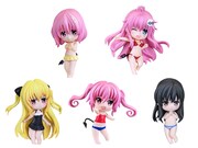 H賞「デフォルメ水着フィギュア」(C)FURYU CORPORATION 2013. All Rights Reserved. (C)矢吹健太朗・長谷見沙貴／集英社・とらぶるダークネス製作委員会