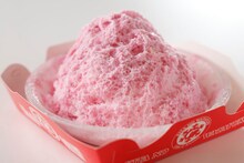 「北の綿雪」平門の綿雪～ワインレッドソースがけ～ (c)御巫桃也/一迅社・カーニヴァル製作委員会