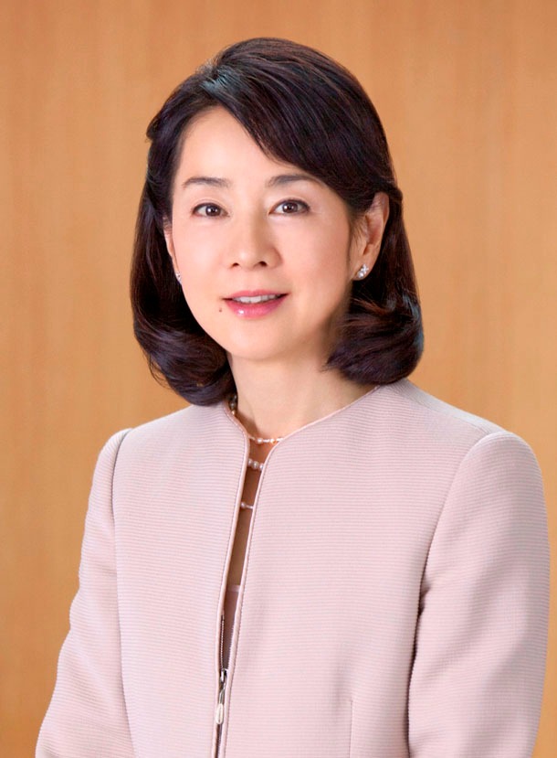 マーヤー天を演じる吉永小百合。(c)2014「手塚治虫のブッダ2」 製作委員会