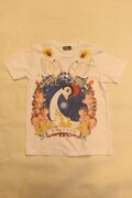 火の鳥がデザインされたTシャツ