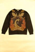 火の鳥がデザインされたスウェット
