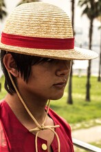 「ルフィの麦わら～豪傑共の新時代～」イメージ画像。Imaged by LAND&SEA ／ Photo : Chikafumi Yamamoto ／ Model : Kaito Matsuyama (c)尾田栄一郎／集英社・フジテレビ・東映アニメーション