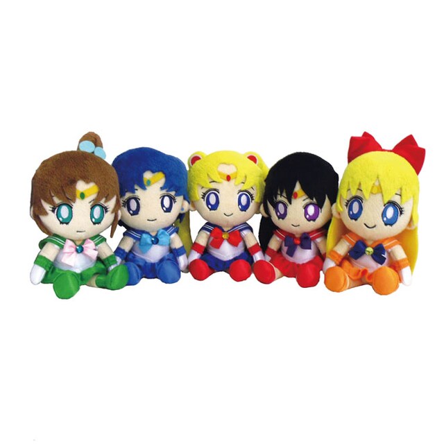 「ミニぬいぐるみクッション」各1260円。 (c)Naoko Takeuchi(c)武内直子・PNP・東映アニメーション