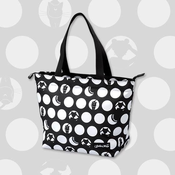 「美少女戦士セーラームーン」ミニトートバッグ（ドット柄）。価格は2415円。(c)Naoko Takeuchi (c)武内直子・PNP・東映アニメーション