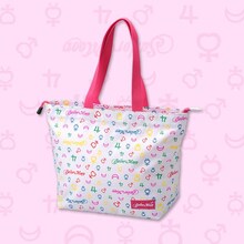 「美少女戦士セーラームーン」ミニトートバッグ（マルチカラー柄）。価格は2415円。(c)Naoko Takeuchi (c)武内直子・PNP・東映アニメーション