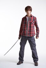 弟・宮本明を演じる白石隼也。(c)松本光司・講談社／2013「彼岸島」製作委員会・MBS