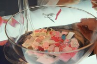 今秋に発売されるネイルシール。