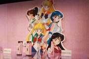 「Miracle Romance」の商品展示。