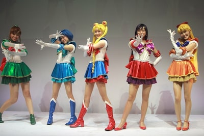 ミュージカル「美少女戦士セーラームーン-La Reconquista-」のキャストも登場し、劇中歌を披露した。