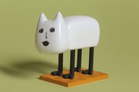 「首振り猫好好ちゃん」。※写真は製作途中のもの。