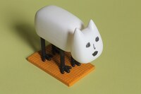 「首振り猫好好ちゃん」。※写真は製作途中のもの。