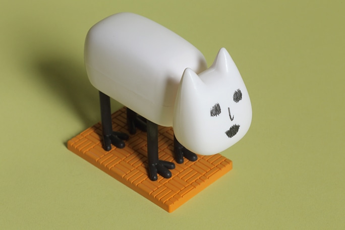 「首振り猫好好ちゃん」。※写真は製作途中のもの。