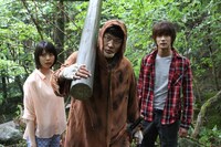 TVドラマ「彼岸島」より。(c)松本光司・講談社／2013「彼岸島」製作委員会・MBS