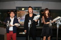 ゲスト声優たちのアフレコ風景。