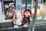ショップ前の展示の様子。 (c)Magica Quartet／Aniplex・Madoka Movie Project Rebellion