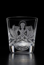 「Heraldic Robin ~Heraldic series~」ニコ・ロビンのタンブラーグラス。(c)尾田栄一郎/集英社・フジテレビ・東映アニメーション