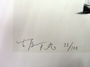 複製原画に入るサインとシリアルナンバーの見本。
