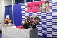 サイン会の様子。