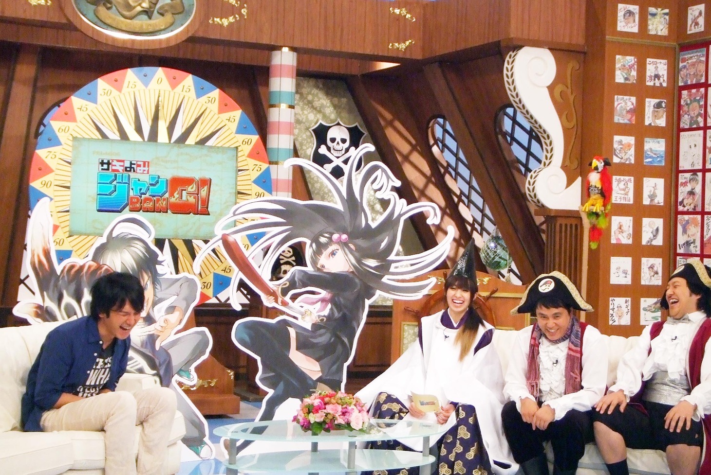 「サキよみ ジャンBANG！」より、助野嘉昭（左）と、司会のアメリカザリガニ、南明奈の3人（右側）。(c)テレビ東京・電通