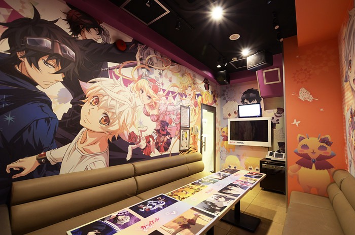 「カーニヴァル」のカラオケルーム。