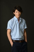 前田公輝演じる中屋敷学。自己中心的で生意気。他人には威圧的な態度をとる。