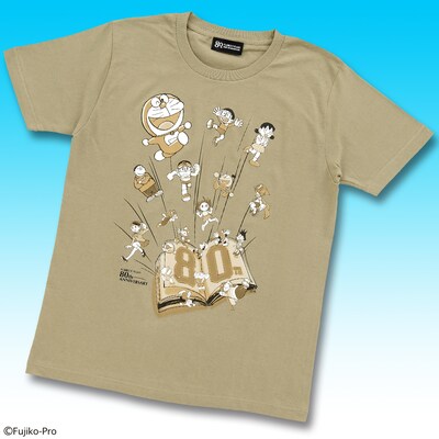 「藤子・F・不二雄キャラクター　キャラクター大集合Tシャツ」(C)Fujiko-Pro