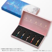 「美少女戦士セーラームーン イヤホンジャックアクセサリー」（C）武内直子・PNP・東映アニメーション（C）Naoko Takeuchi