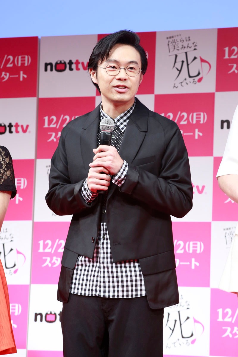 佐藤弘役の尾上寛之。