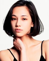 加藤えれな役を務める水原希子。
