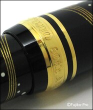 「藤子・F・不二雄生誕80周年記念万年筆」