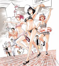 原作マンガ「S エス -最後の警官-」より。中央の黒いビキニの女性が横川秋。 (c)小森陽一/藤堂裕/小学館