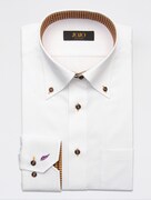 「シーザー」のワイシャツ。(c)荒木飛呂彦／集英社・ジョジョの奇妙な冒険製作委員会