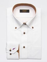 「シーザー」のワイシャツ。(c)荒木飛呂彦／集英社・ジョジョの奇妙な冒険製作委員会